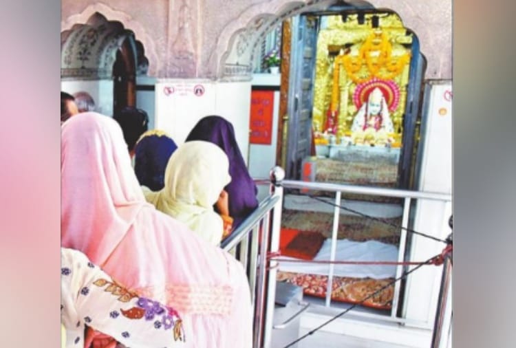 The devotees remained less than half but the offerings broke the two-year record