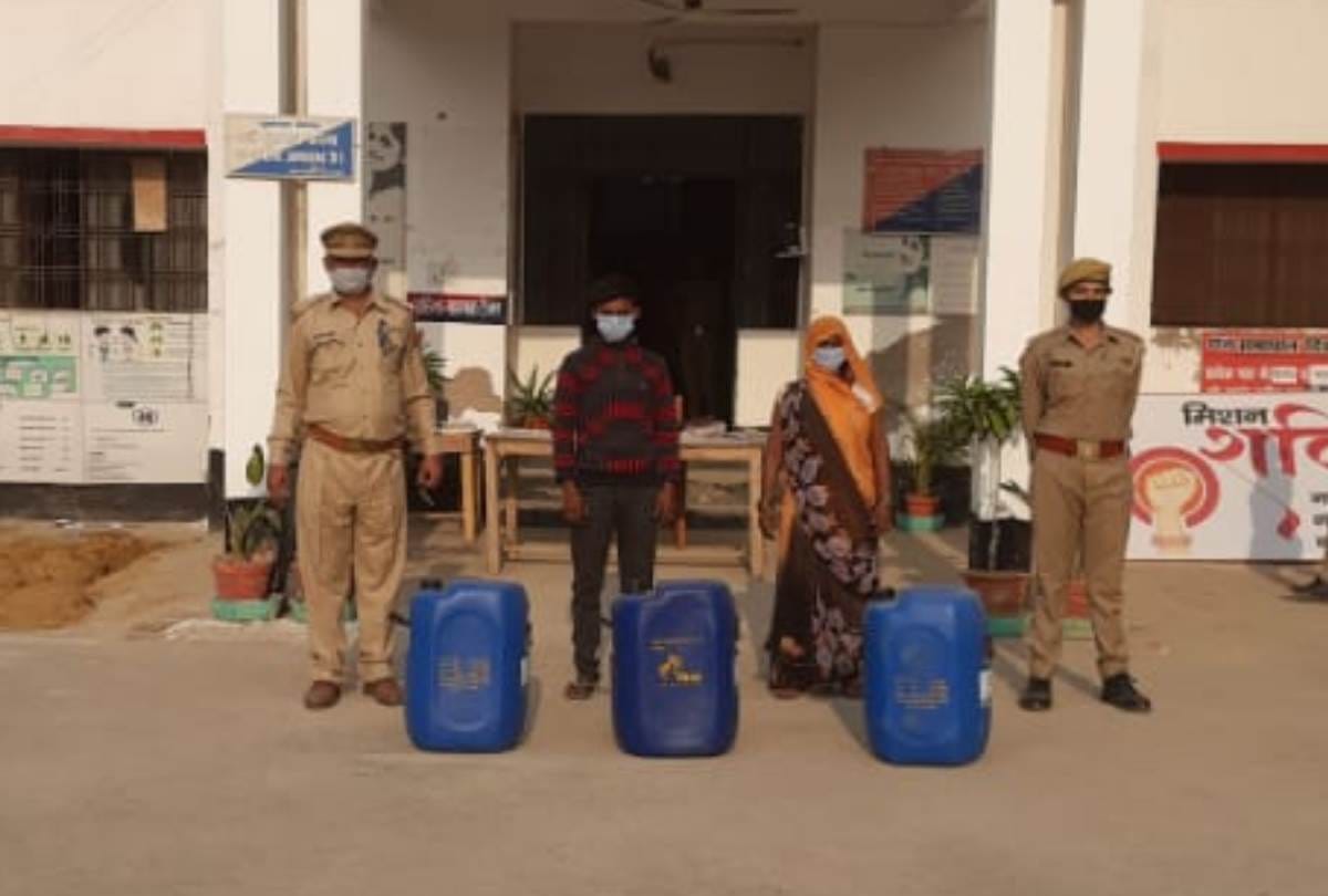 mother and son arrested with 600 liters of illegal liquor in raebareli