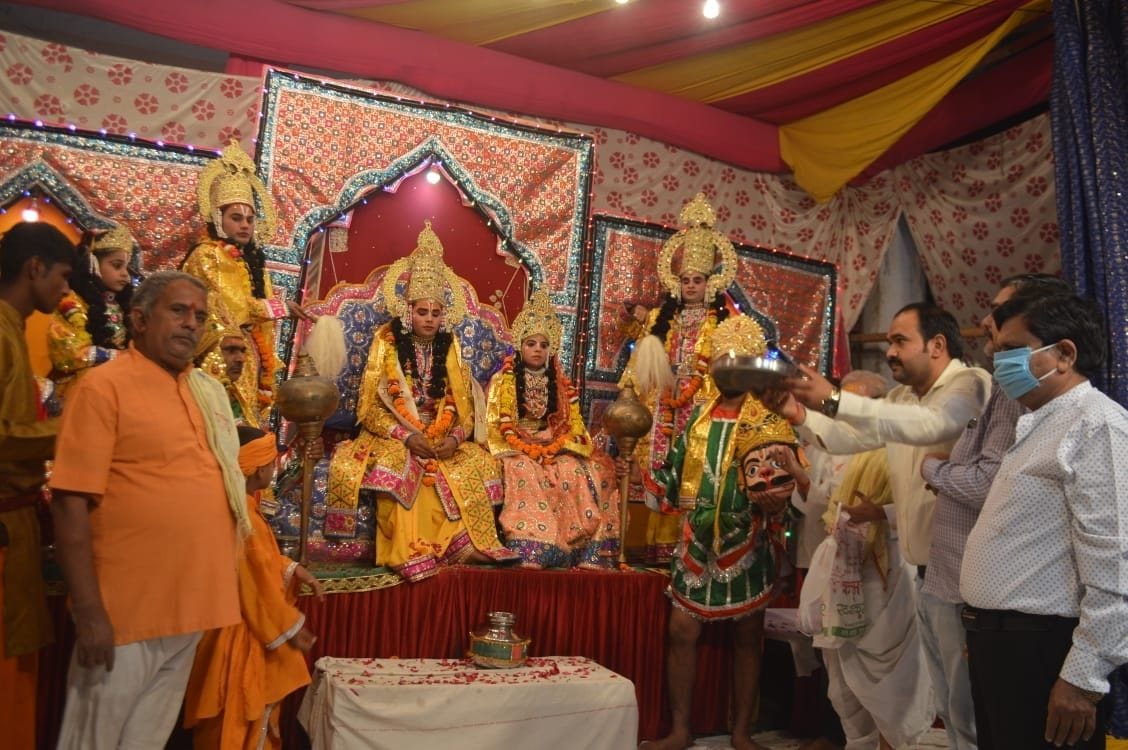 Hathras: Shri Ram's coronation in Ramlila, echoes cheered