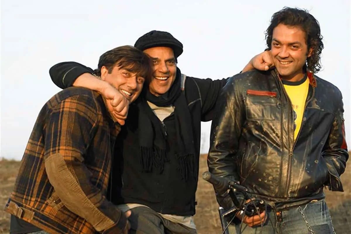 Dharmendra Bobby Deol Sunny Deol and Karan Deol education details