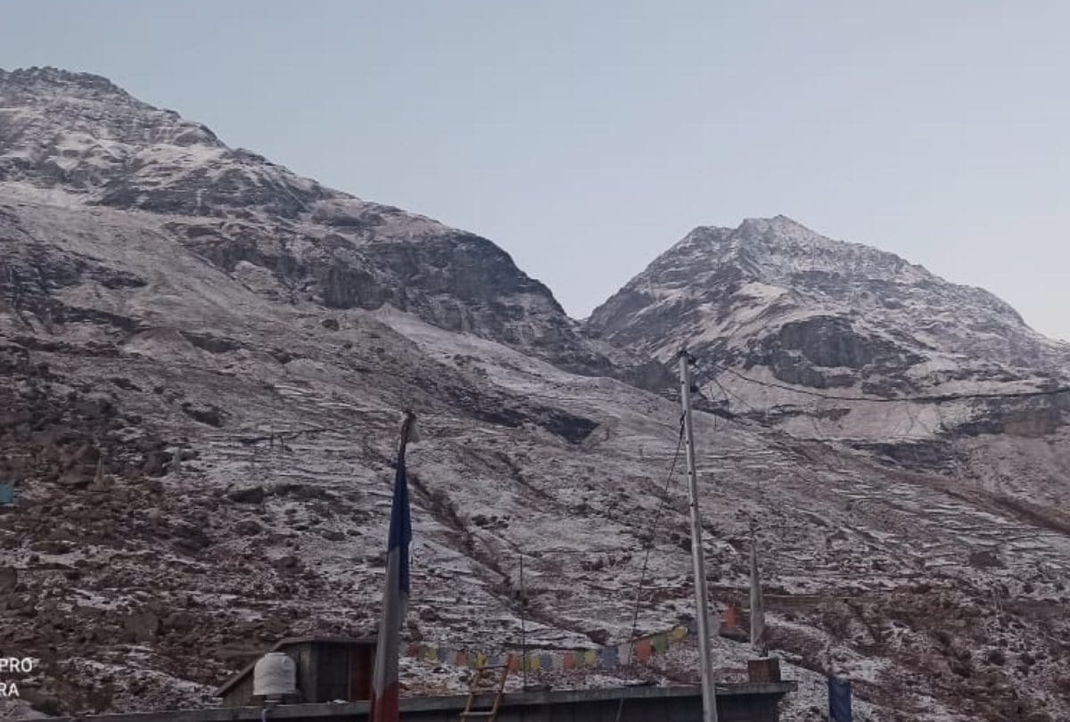 Himachal News : fresh snowfall in lahaul spiti rohtang pass and hailstorm in sissu