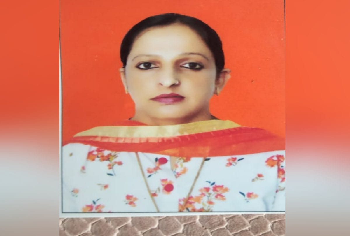 Dr. Razia Sultan will receive the Best Research Scholar of the Year Award