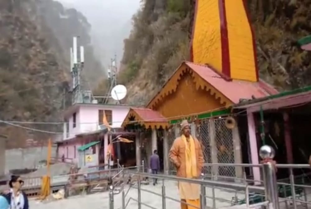 Weather Forecast Today Update in Uttarakhand: Snowfall in kedarnath and yamunotri dham, Cold Weather Increases, Photos