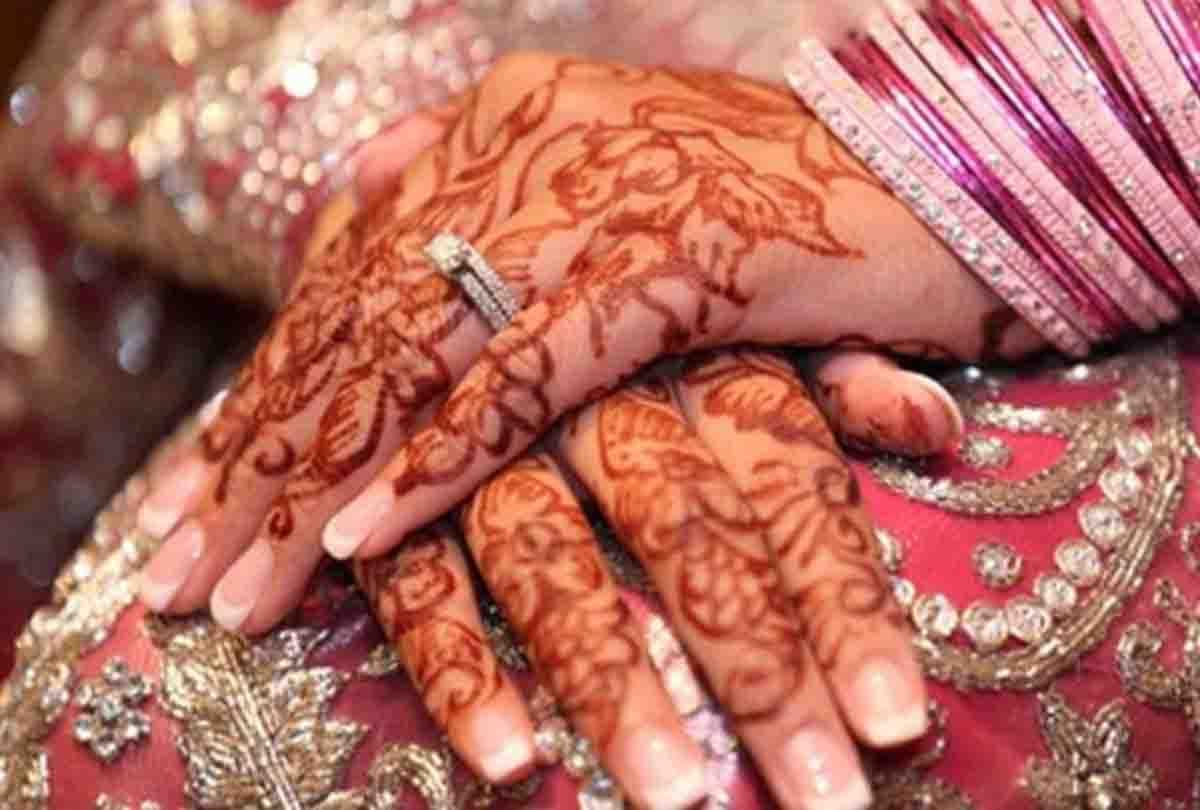 second wedding in sixty years, bride absconded with the jewelry of millions