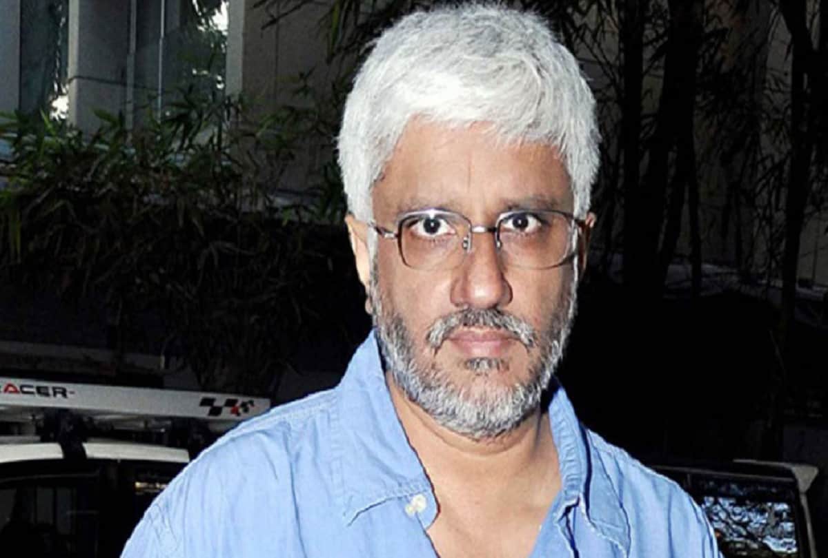 Vikram Bhatt has start his upcoming web series Dirty Games with Sandeepa Dhar and Omkar Kapoor
