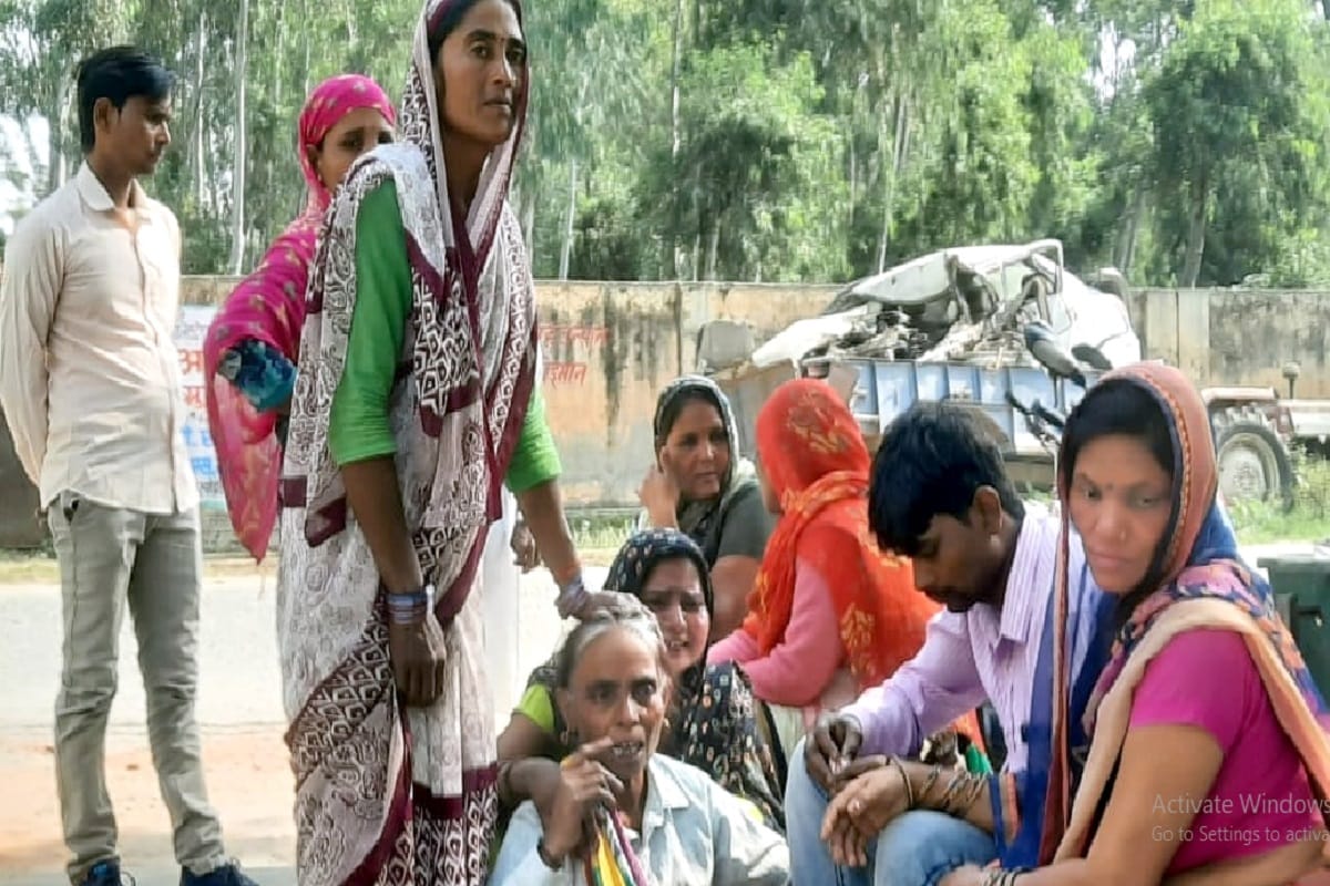 Police has revealed that a woman killed her husband with lover in village at Bijnor