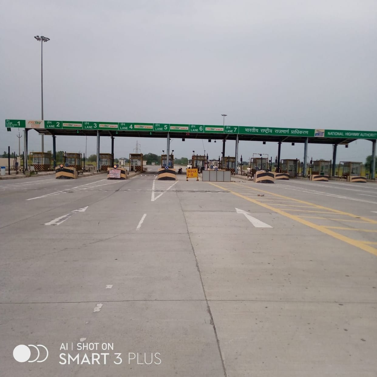 With permission from DC, farmers will be able to sit at a distance of 500 meters from the toll