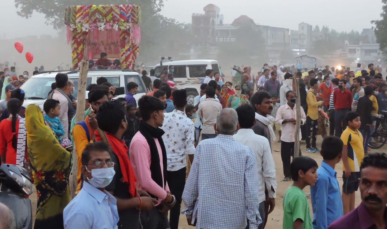 Ravan burnt to dust, Jai Shri Ram's cheers
