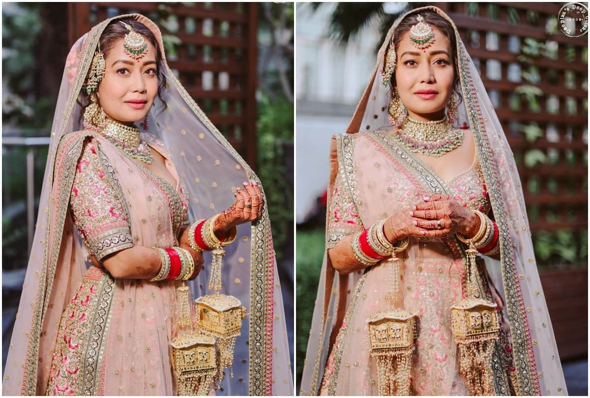 Neha kakkar marriage photo with mother in law shown care