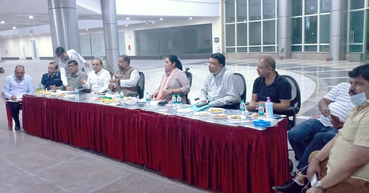 CEPC officials inspect Expo Mart