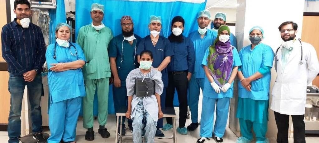 Operation of tumor in teenager's heart without changing valve