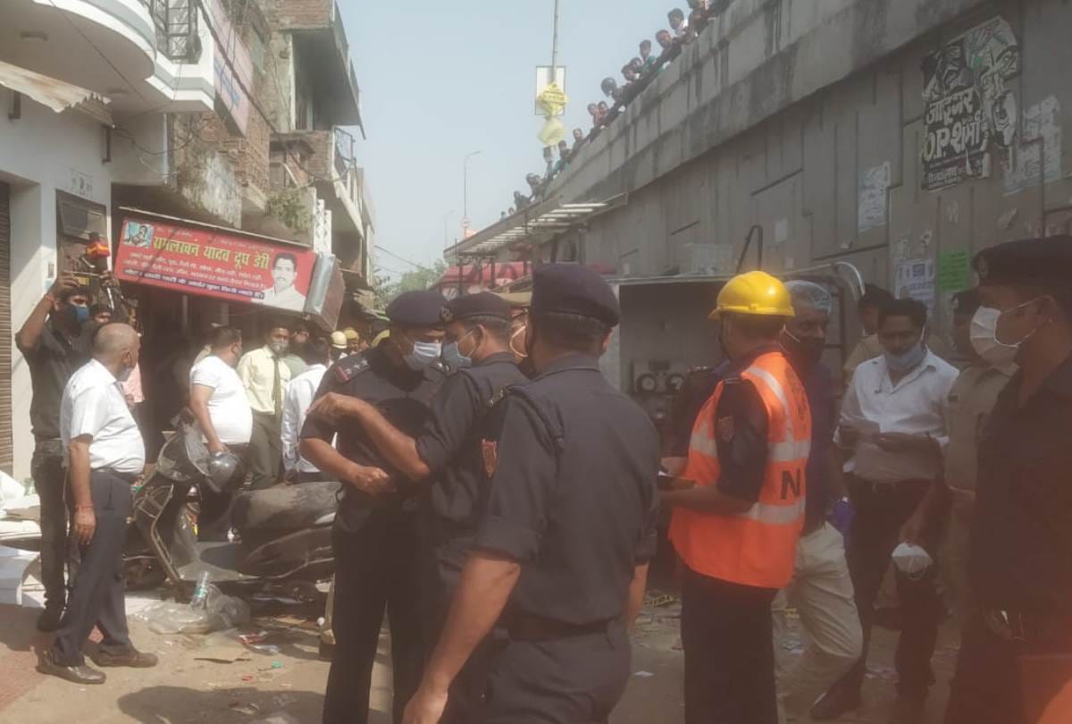 fire broke out in a house, one died and three injured