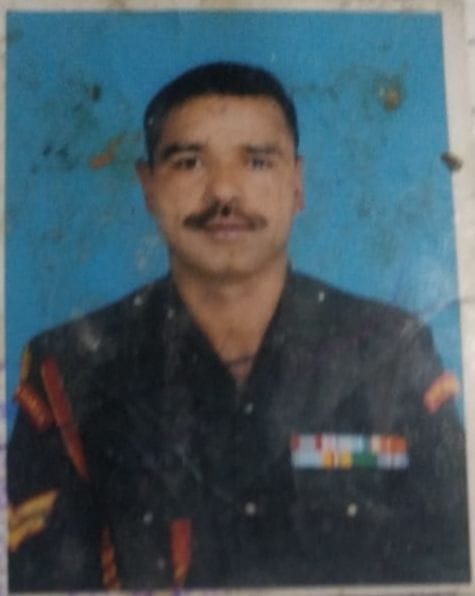 Security guard killed by gun shot in bike clutch