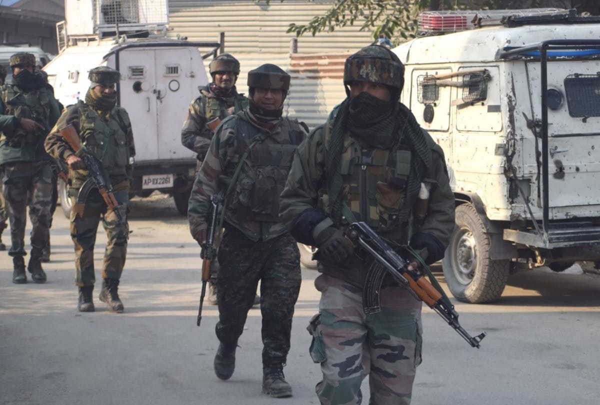 Jammu and Kashmir: Encounter begins between security forces and terrorists in Sopore