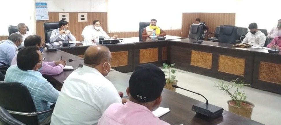 Hathras: Clean, water and light arrangements on Valmiki Jayanti
