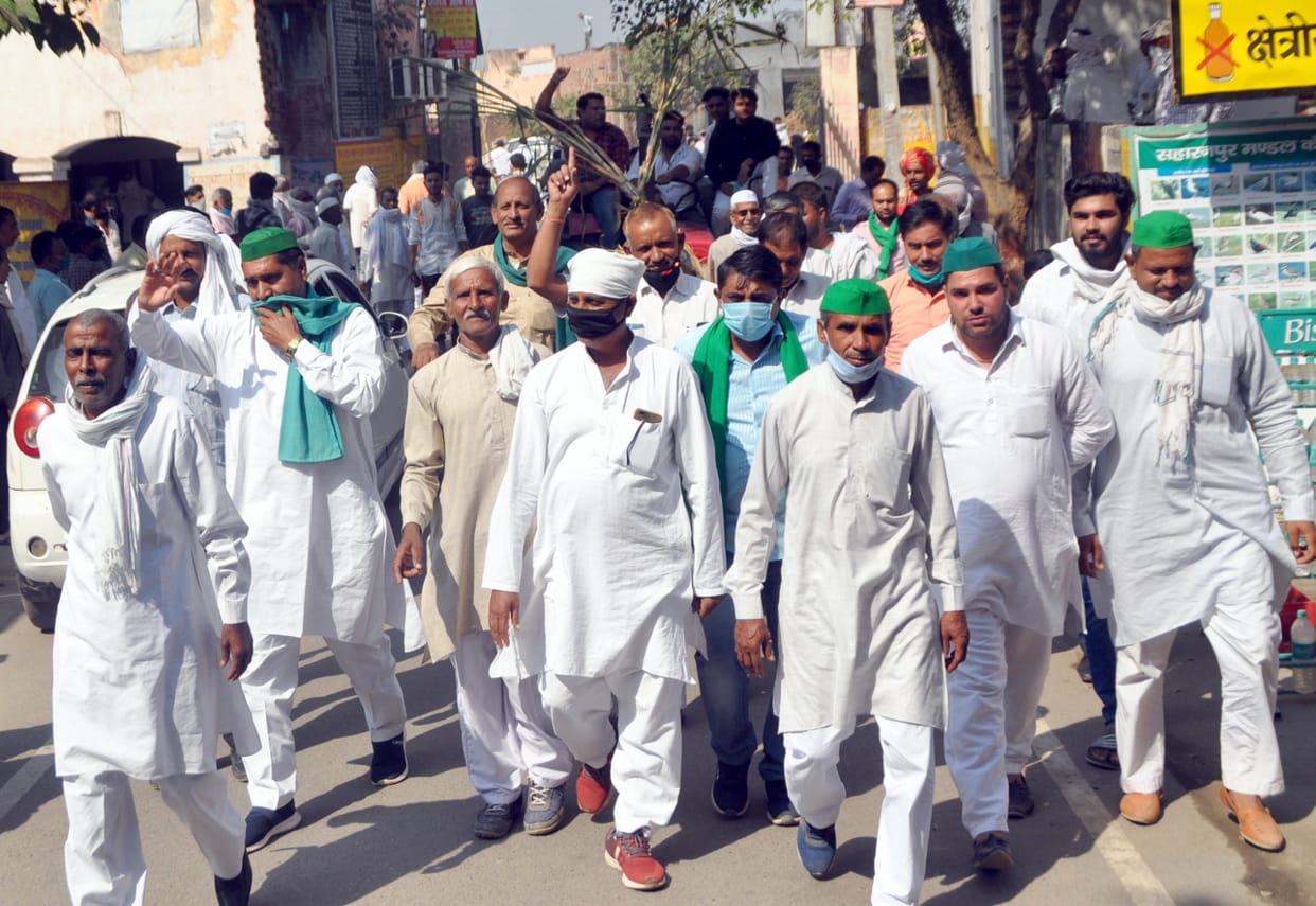 Farmers surrounded by problems, demanded cane payment