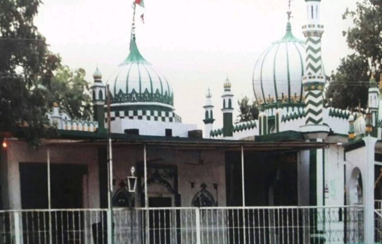 piran kaliyar : On these five mazar wishes can be fulfilled