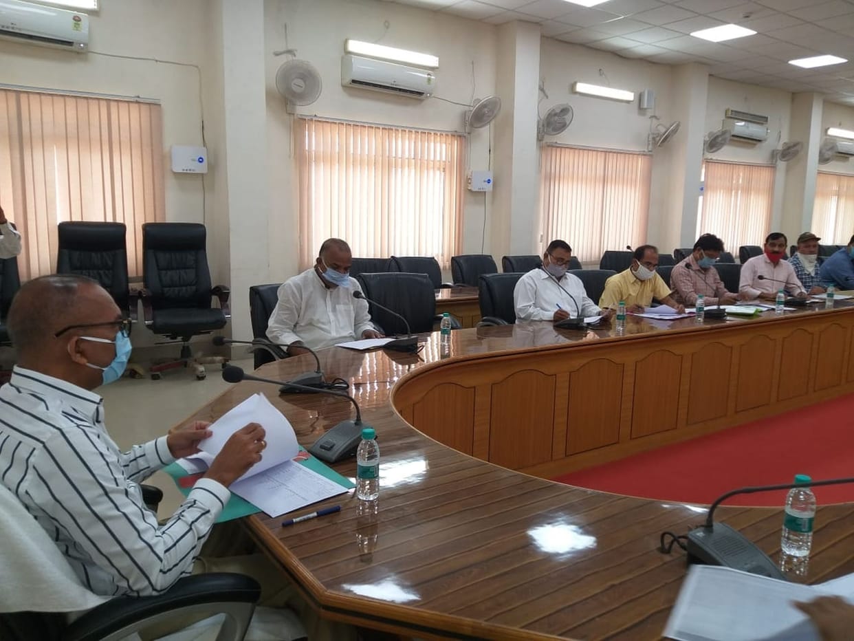 Run awareness campaign to set up industries: Commissioner