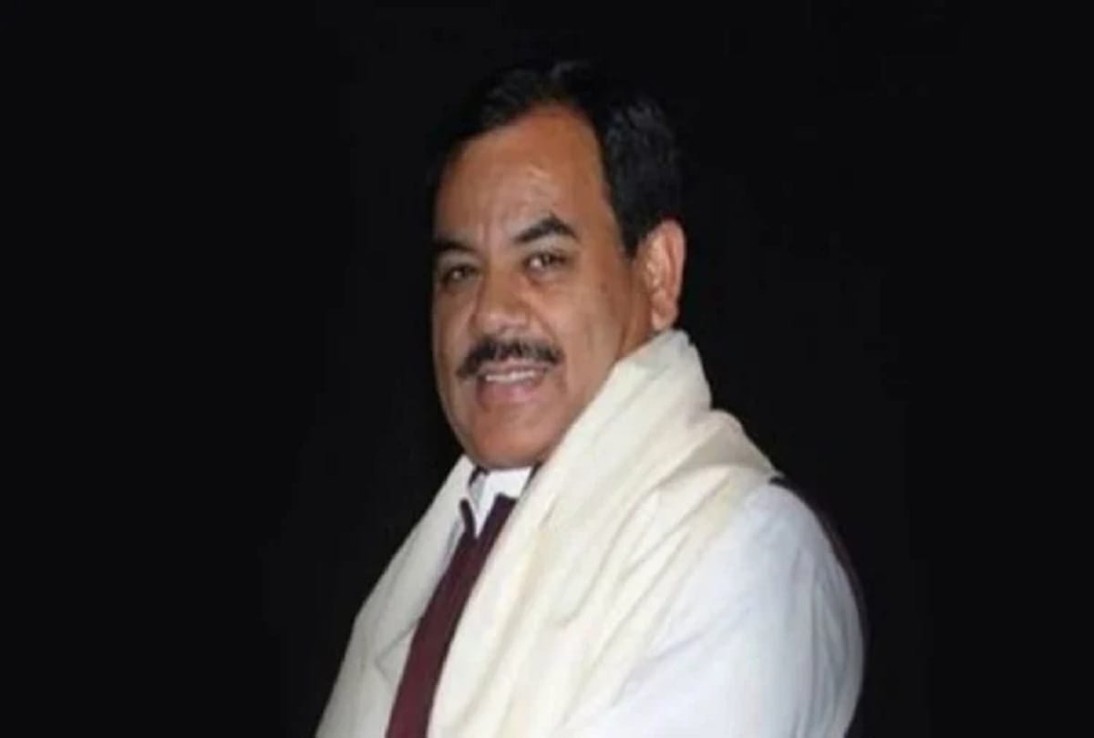 uttarakhand election 2022: words war between cabinet minister Harak Singh and former chief minister Trivendra Singh Rawat continues
