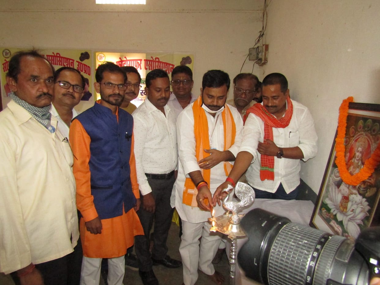 Pawan became District President of Photographers Association