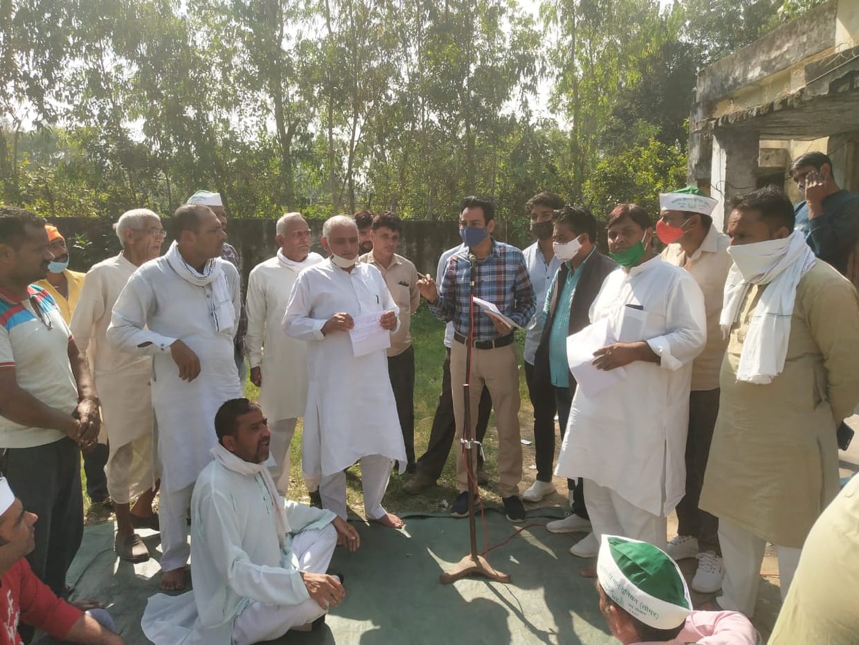 Bakiu Tomar staged a strike at the power house