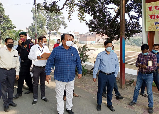 Inspection filled water samples, marked encroachment