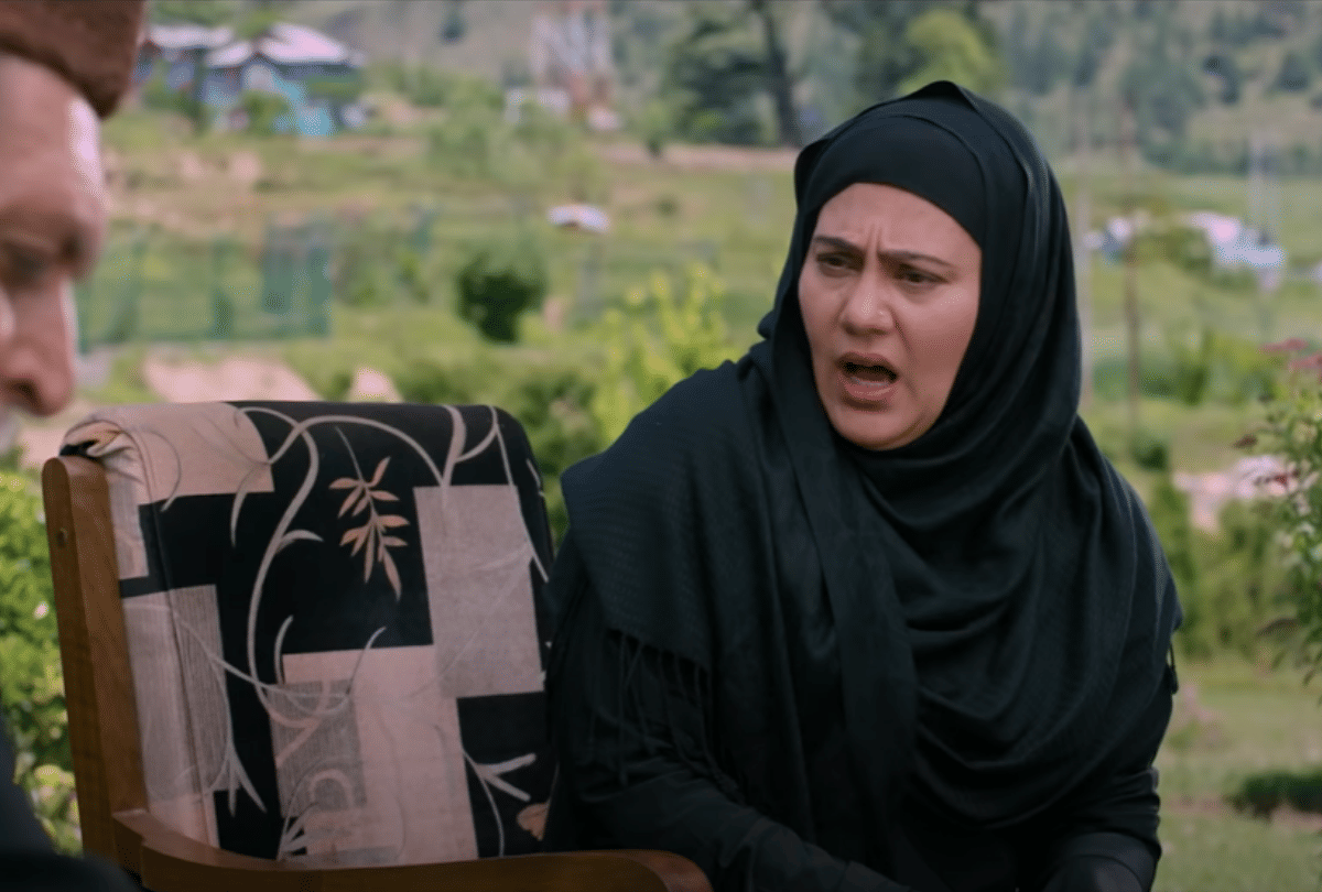 Akshay Kumar Changes Name Of Film Laxmmi Bomb and Court Orders Initiate Inquiry Against Kangana Ranaut entertainment news