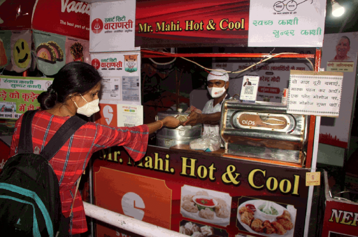 Momos seller Arvind maurya changed fortunes after communicating with PM Modi in varanasi