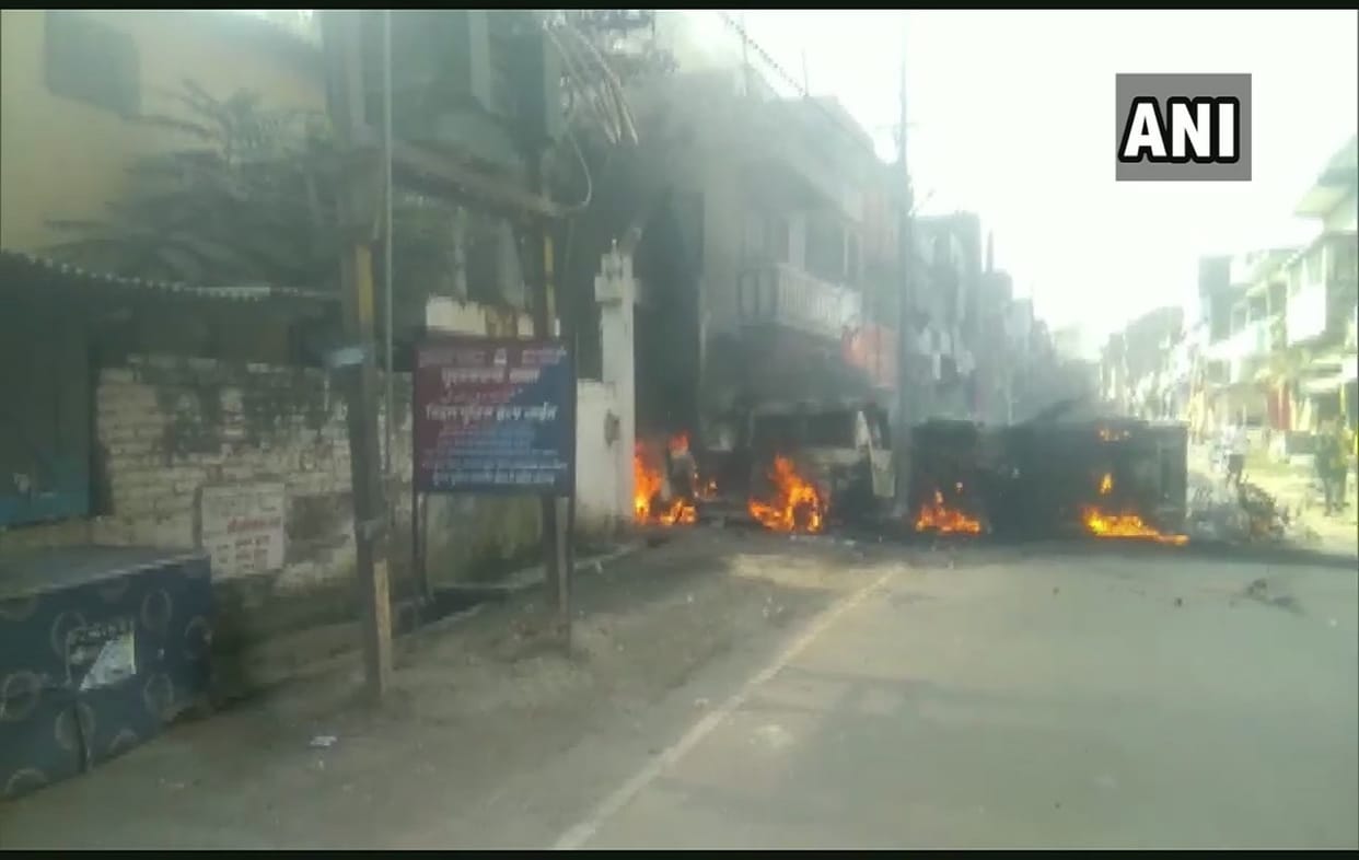 violence erupte over the procession of Durga immersion in Munger, Bihar because of rumor