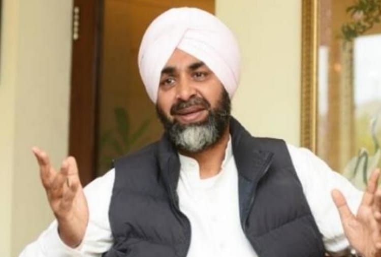 The relations between Center and Punjab started deteriorating