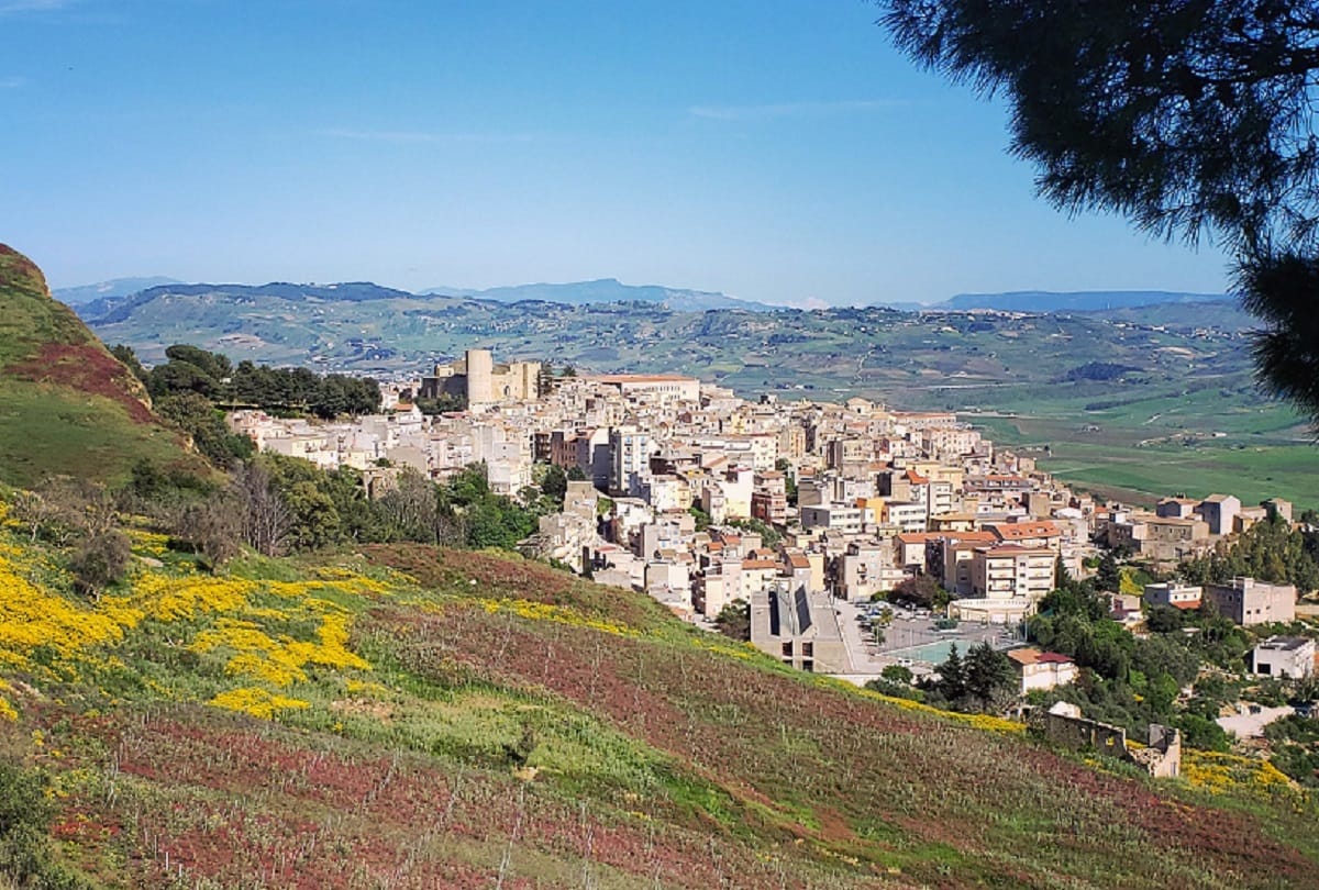 Italian town Salemi auctioning off abandoned homes for only 87 rupees