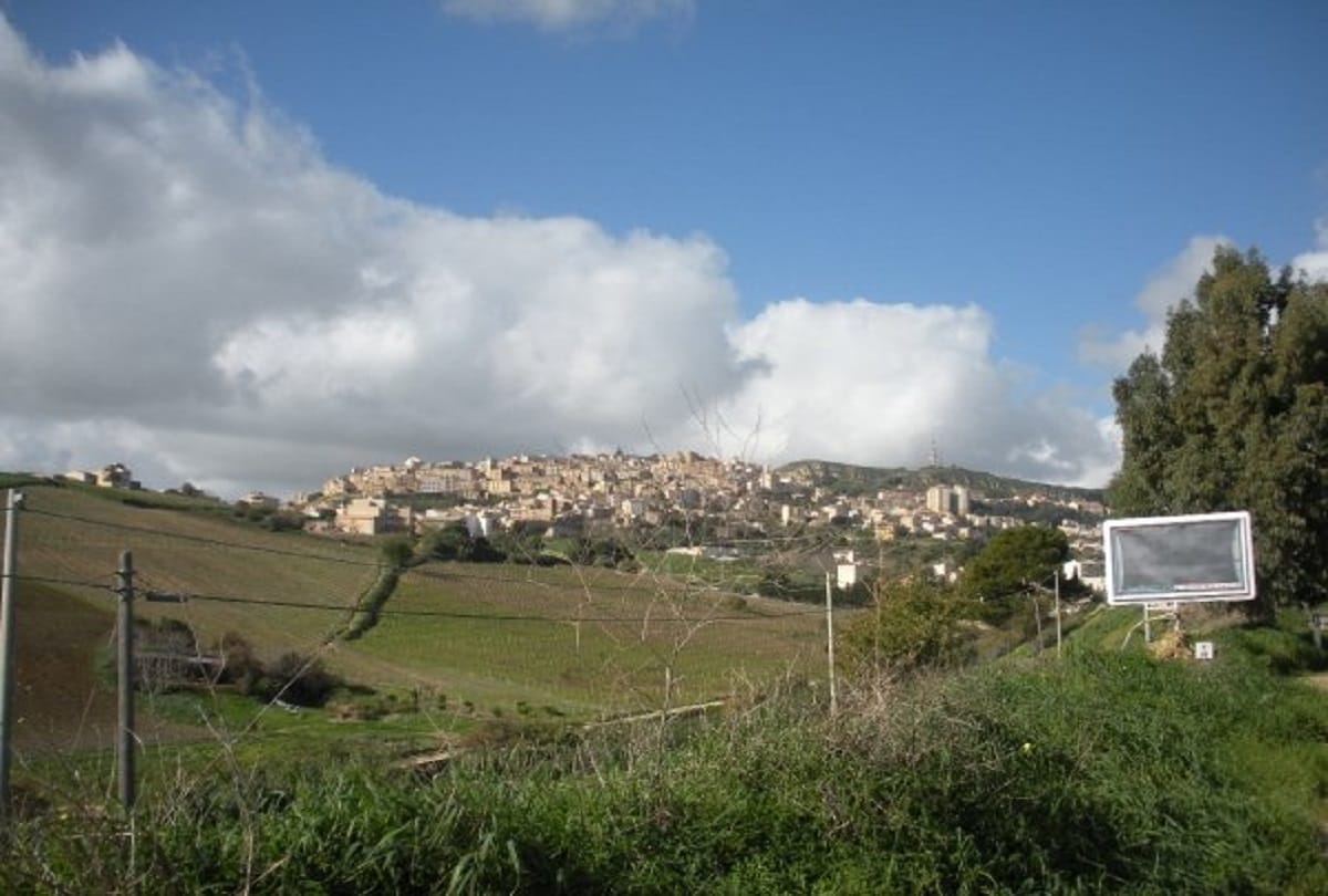 Italian town Salemi auctioning off abandoned homes for only 87 rupees