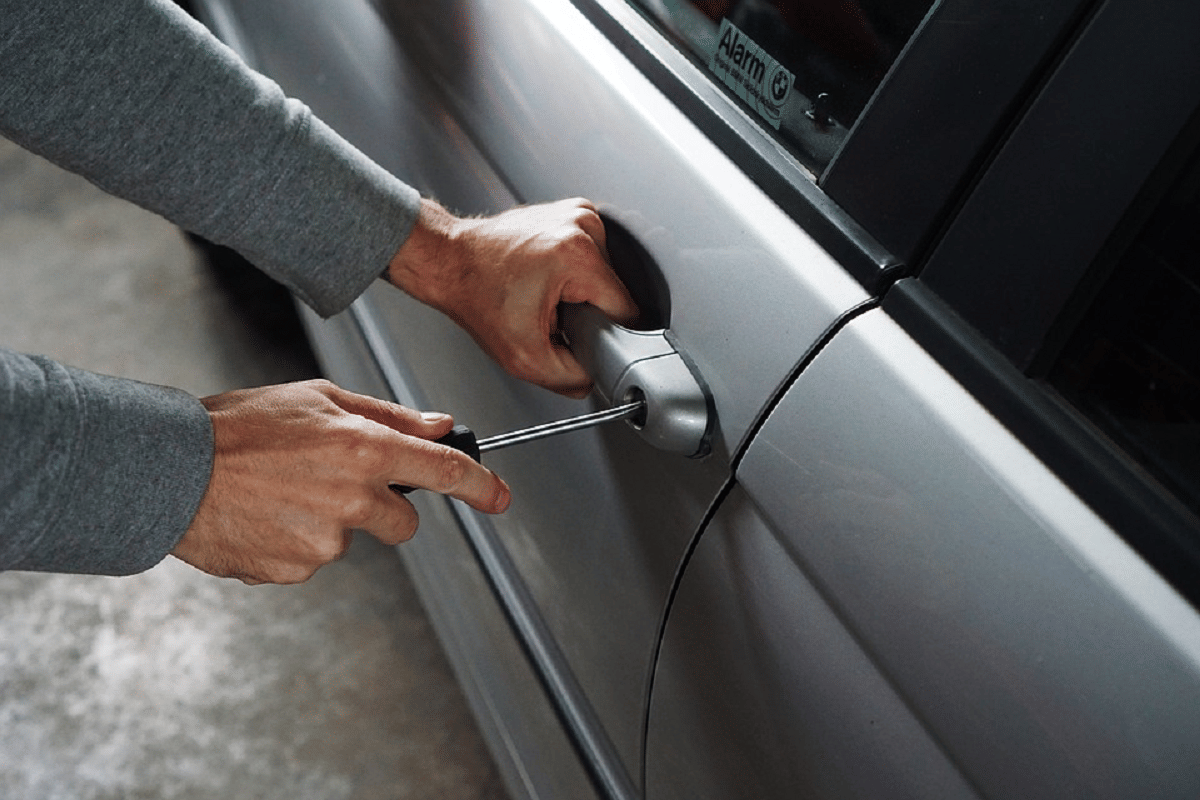 Here are five ways to save a child accidentally trapped in a car