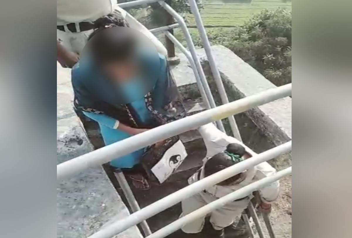 after got cheated in love a woman climbed more than hundred feet high water tank for justice