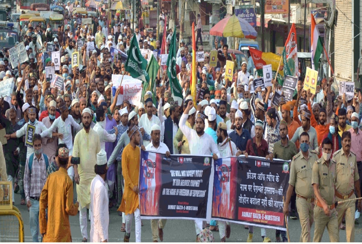 A voice from Sunni Markaz raised against France