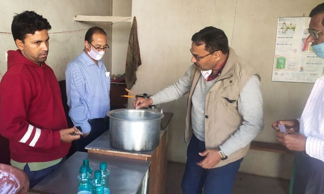 Five samples of edible oil, biscuits and milk for examination