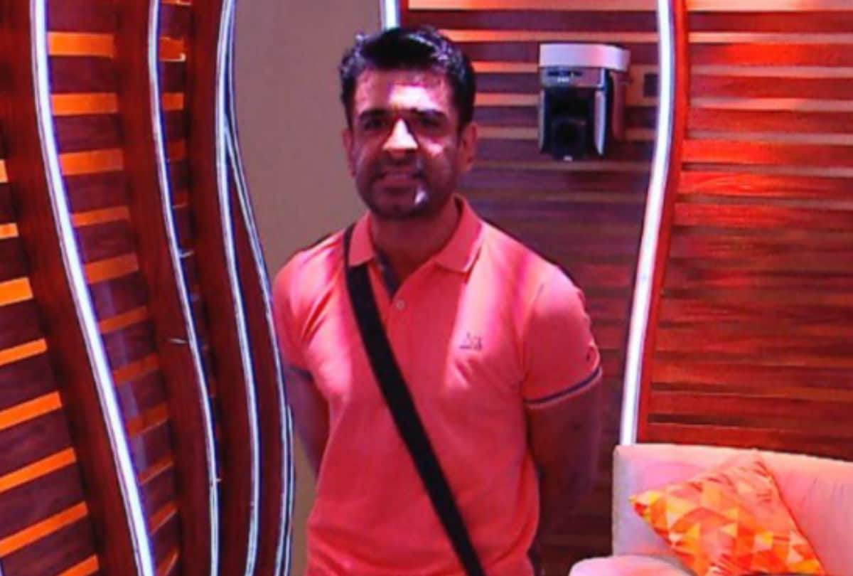 Bigg Boss 14 contestant Eijaz Khan hinted that Vikas Gupta   might have influenced his ex-girlfriend to file a fake dowry case against him