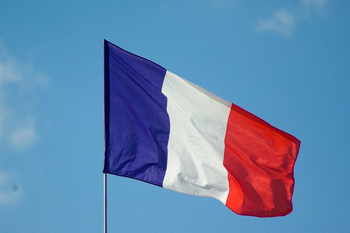 French Government will take action against radical groups and mosques spreading Islamic propaganda