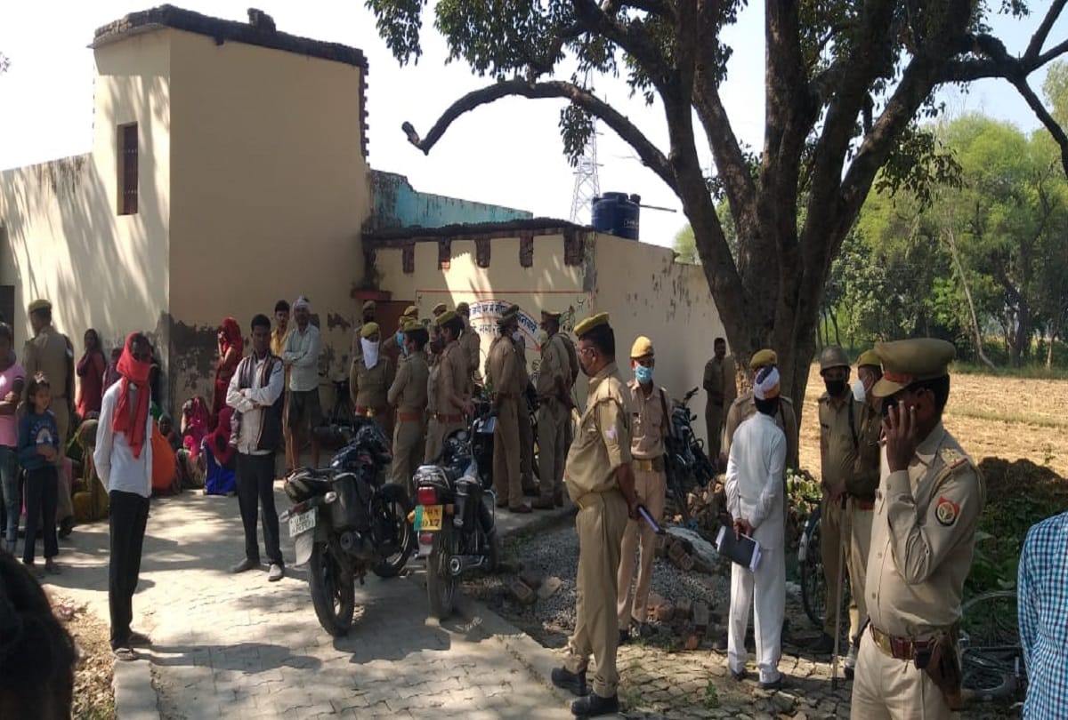After assassination of Dalit head husband the atmosphere of panic in the village wife demand for arms license