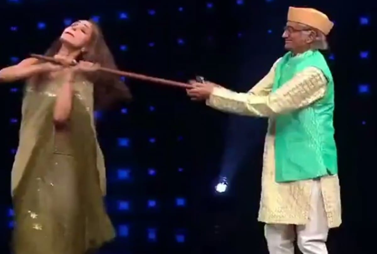 Malaika Arora Dance With Bapuji From Tarak Mehta Ka Ooltah Chashmah Jethalal Close His Eyes When See It