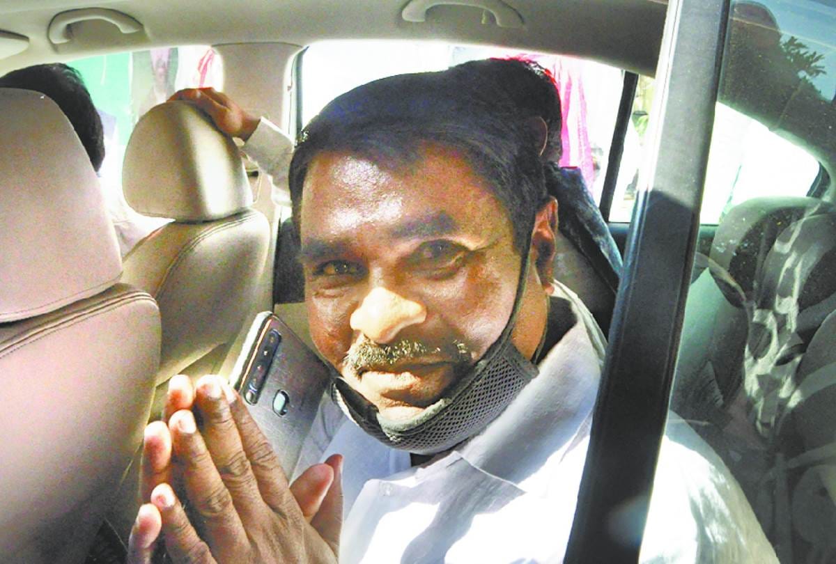 suspended MLA from BSP met former CM Akhilesh yadav