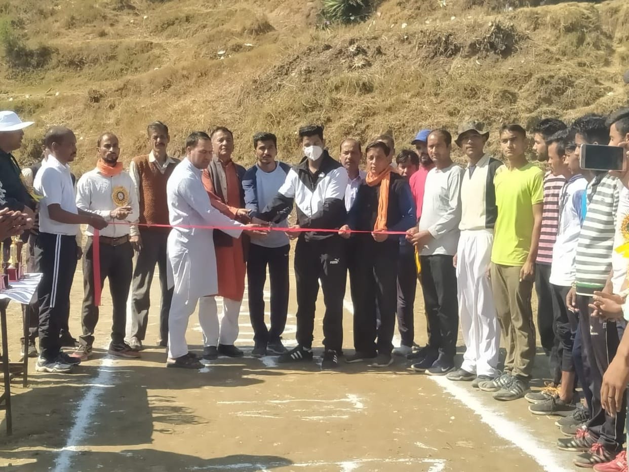 Cricket in Ranikhet