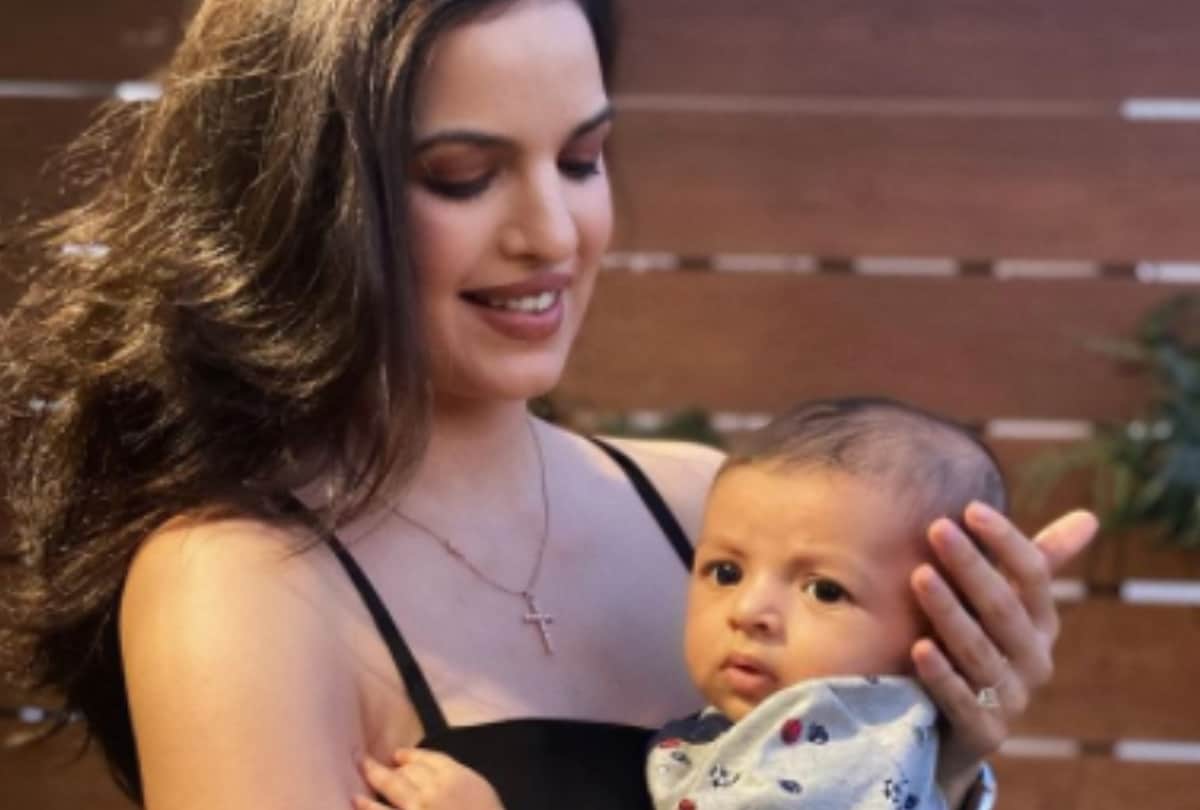 After Pregnancy Weight Loss Secret Now Natasa Stankovic Teaching son Agastya dance on Hrithik Roshan Tiger Shroff Song