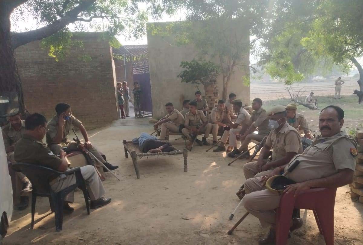 Former BDC member killed in police firing in ghatampur