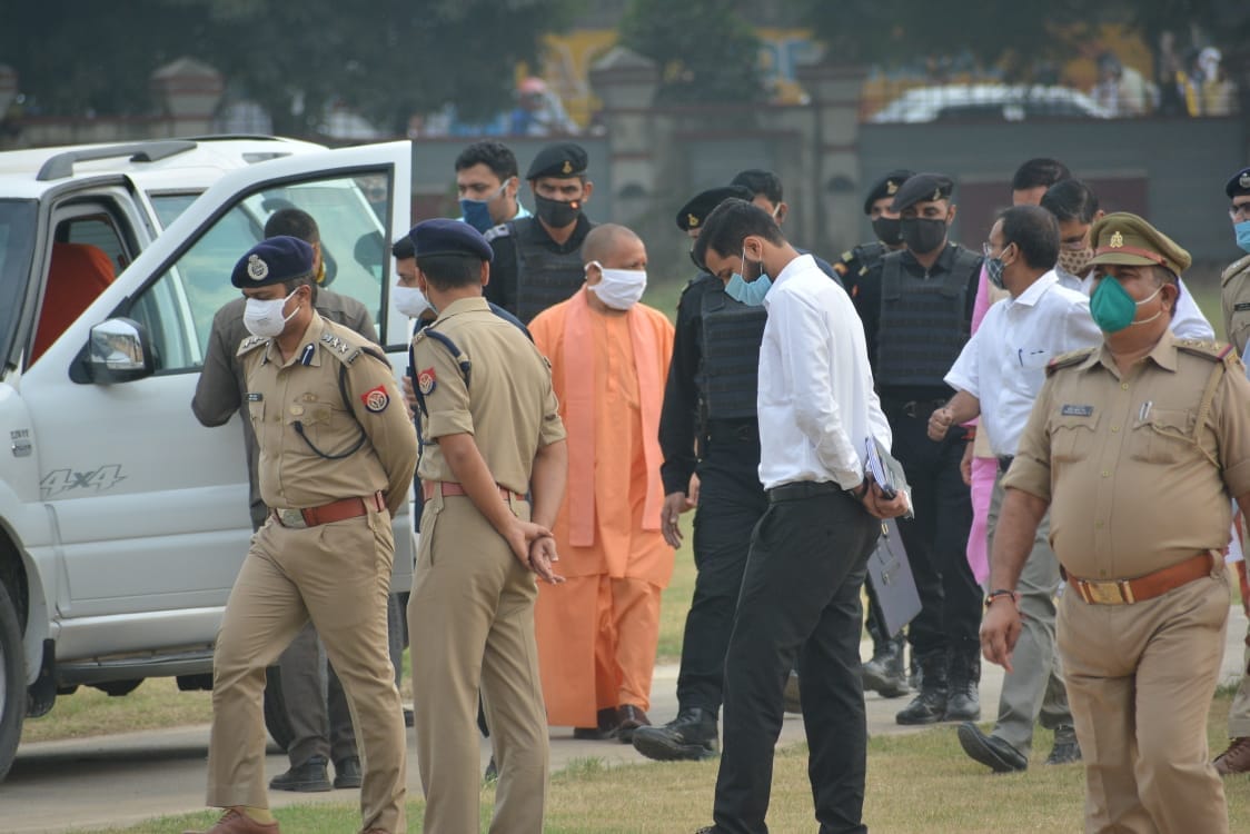 CM yogi adityanath visit in varanasi and jaunpur for malhani seat upchunav