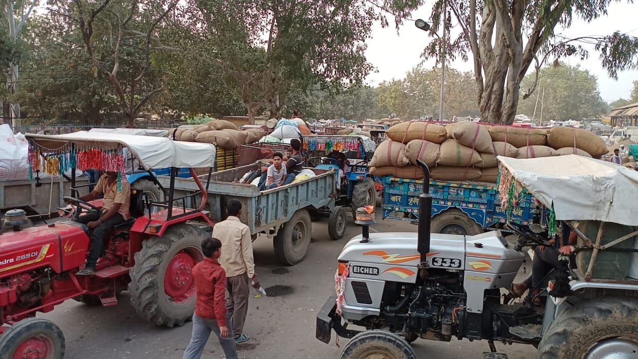 Peanut rate selling 3500 farmer upset