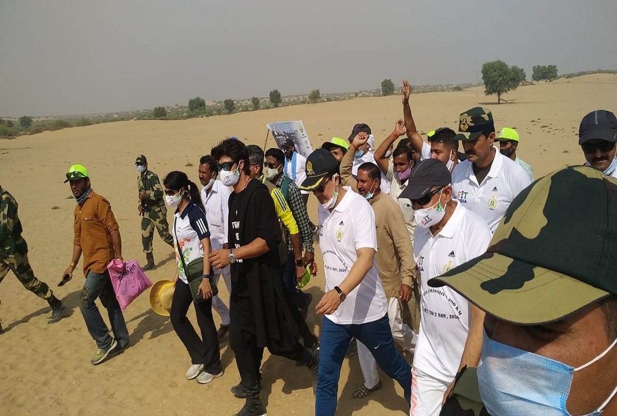Kiran Rijiju flags off Fit India Walkathon 200 km in the desert