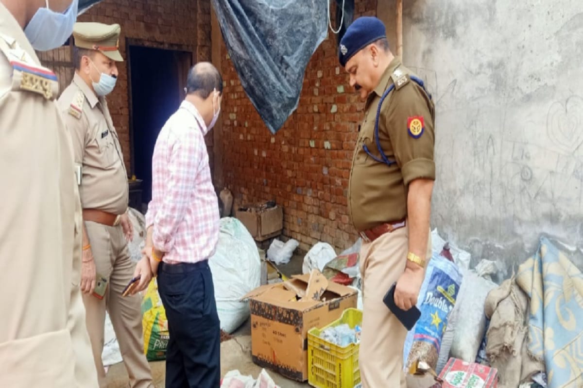 UP News: Police raid in Sardhana area at Meerut