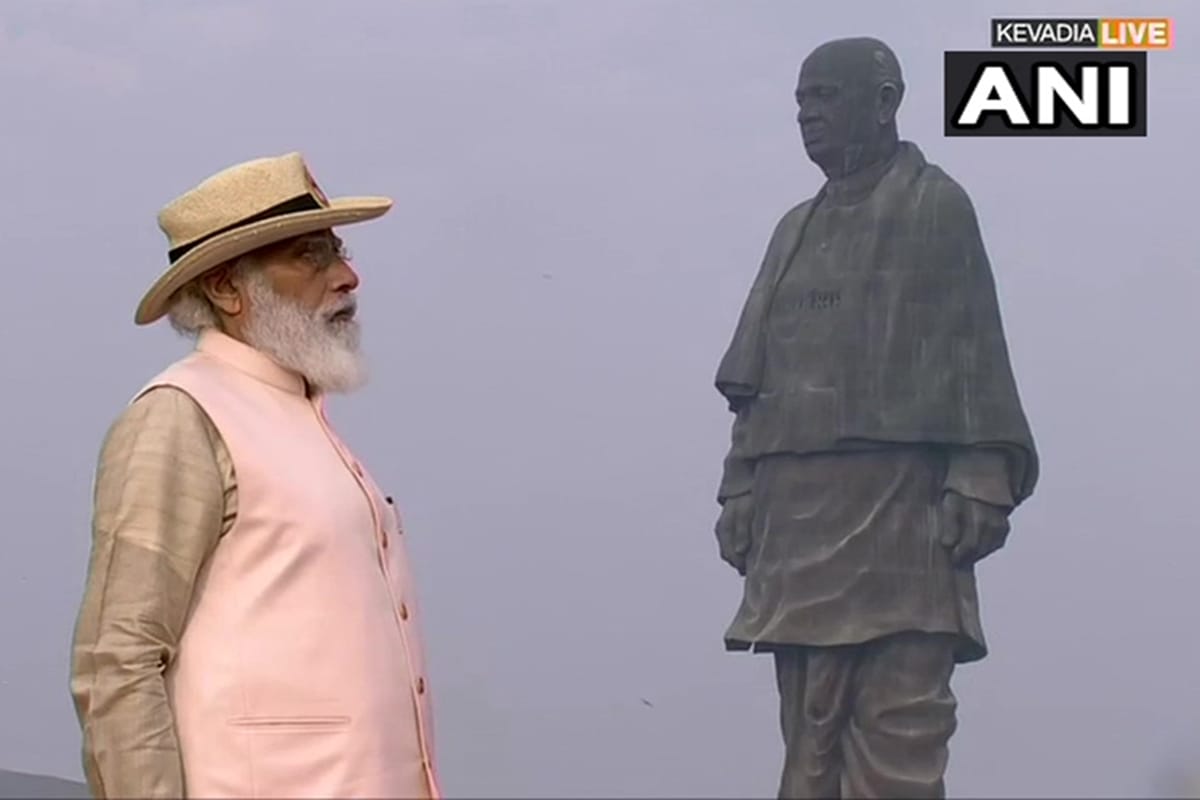 Kangana ranaut tweets on sardar vallabhbhai patel birth anniversary