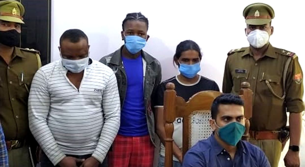 31.23 lakh rupees cheated on Facebook friendship